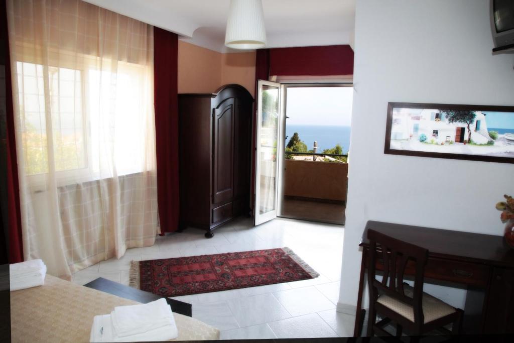 Bed And Breakfast Casagalez Santa Domenica  Δωμάτιο φωτογραφία